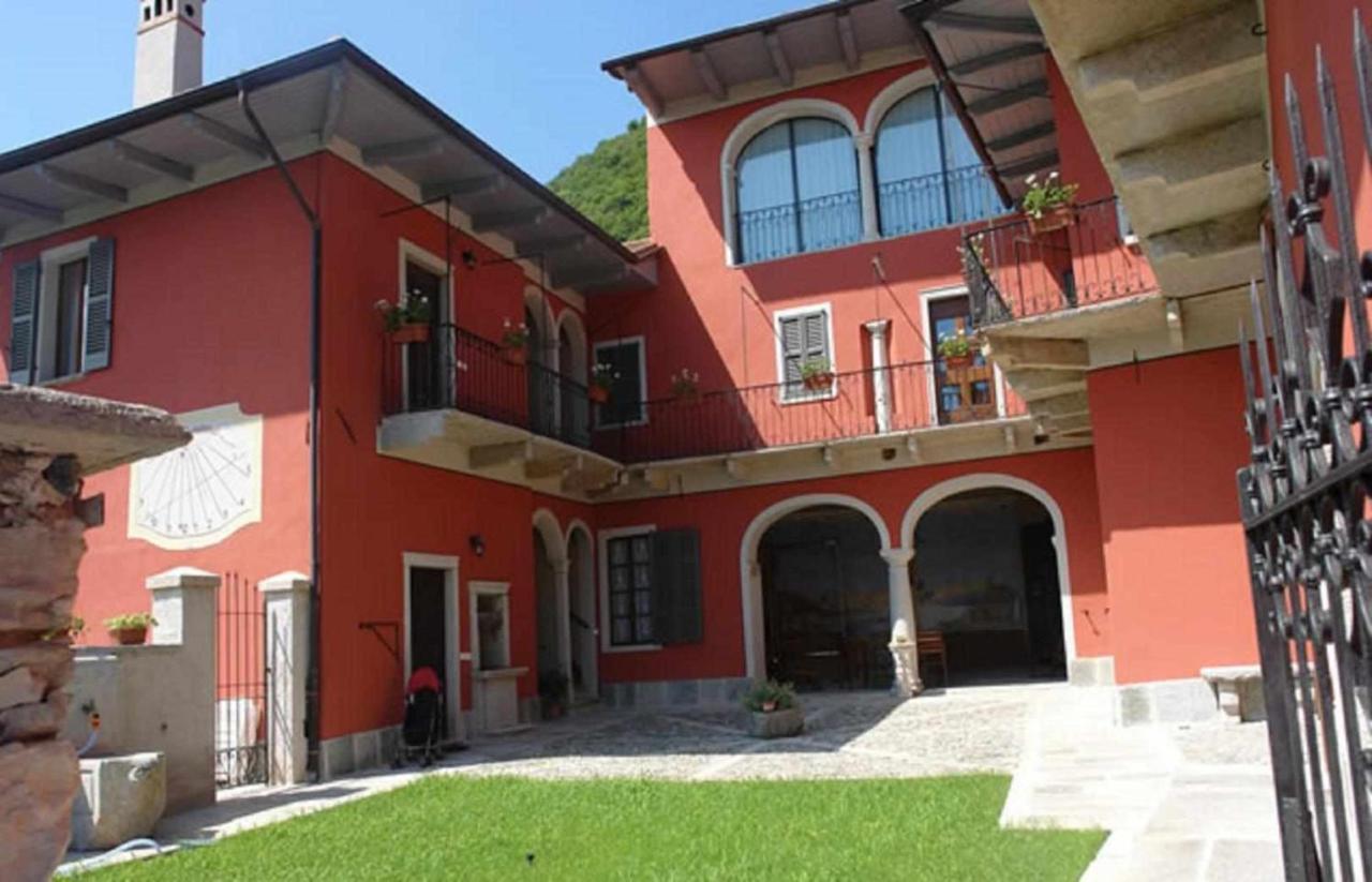 Domus Cusiana Complesso Vista Lago E Piscina Miasino Exterior photo